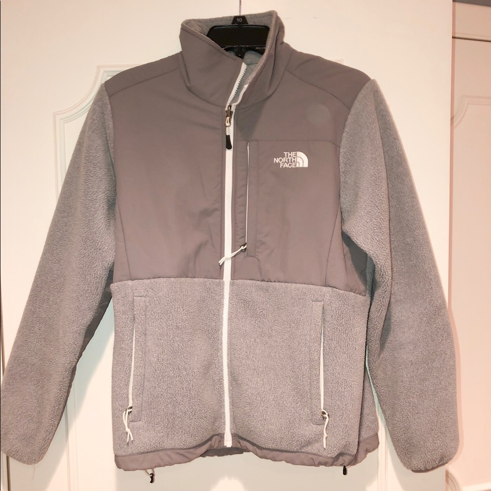 Women’s Denali North Face jacket